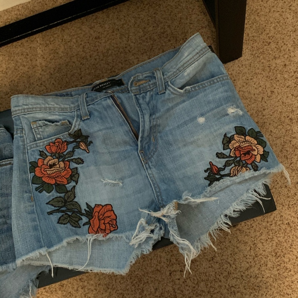 MORE SHORTS LOL